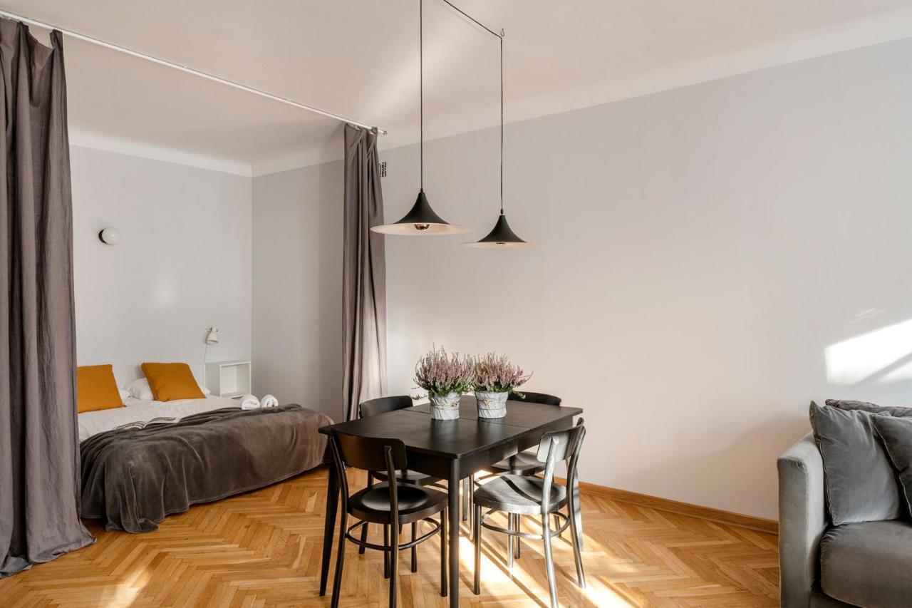 Shortstaypoland Piwna Warschau Exterior foto